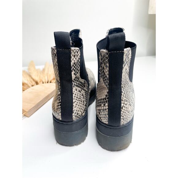 MIA Chelsea Boots Size 7.5 Snakeskin Python Punk Grunge Chunky Moto Booties - Picture 7 of 9